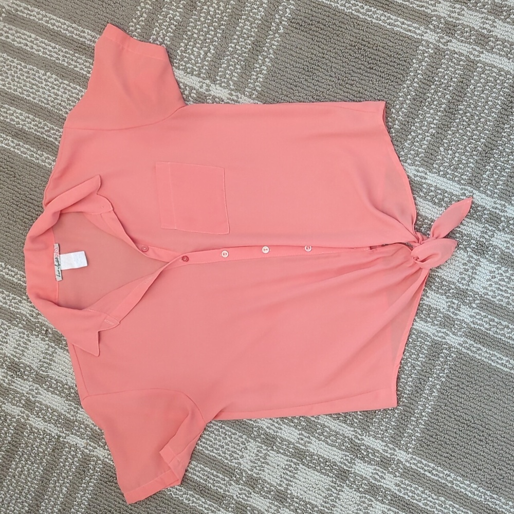 Boutique tie front shirt